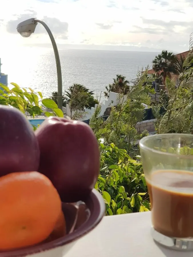 La Calma Guest House - Sea View - Private Spaces 100M Beach
