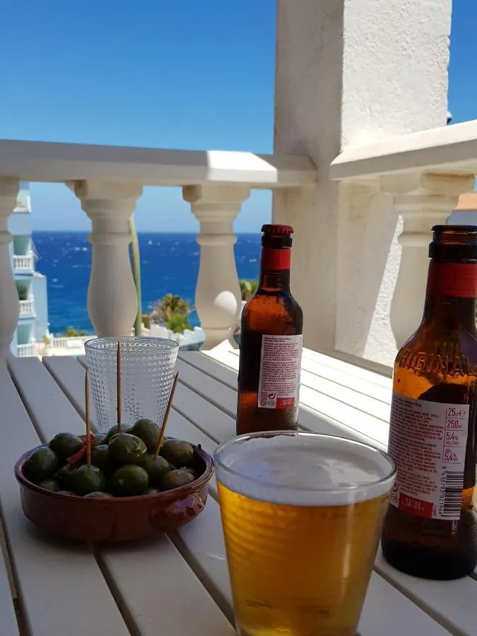 La Calma Guest House - Sea View - Private Spaces 100M Beach